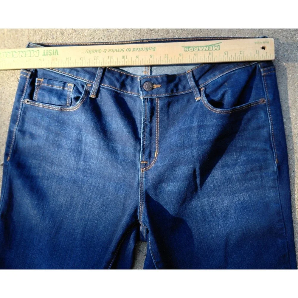 Old Navy Kicker Bootcut Jeans Womens 14 Short Blue Denim Mid Rise Stretch